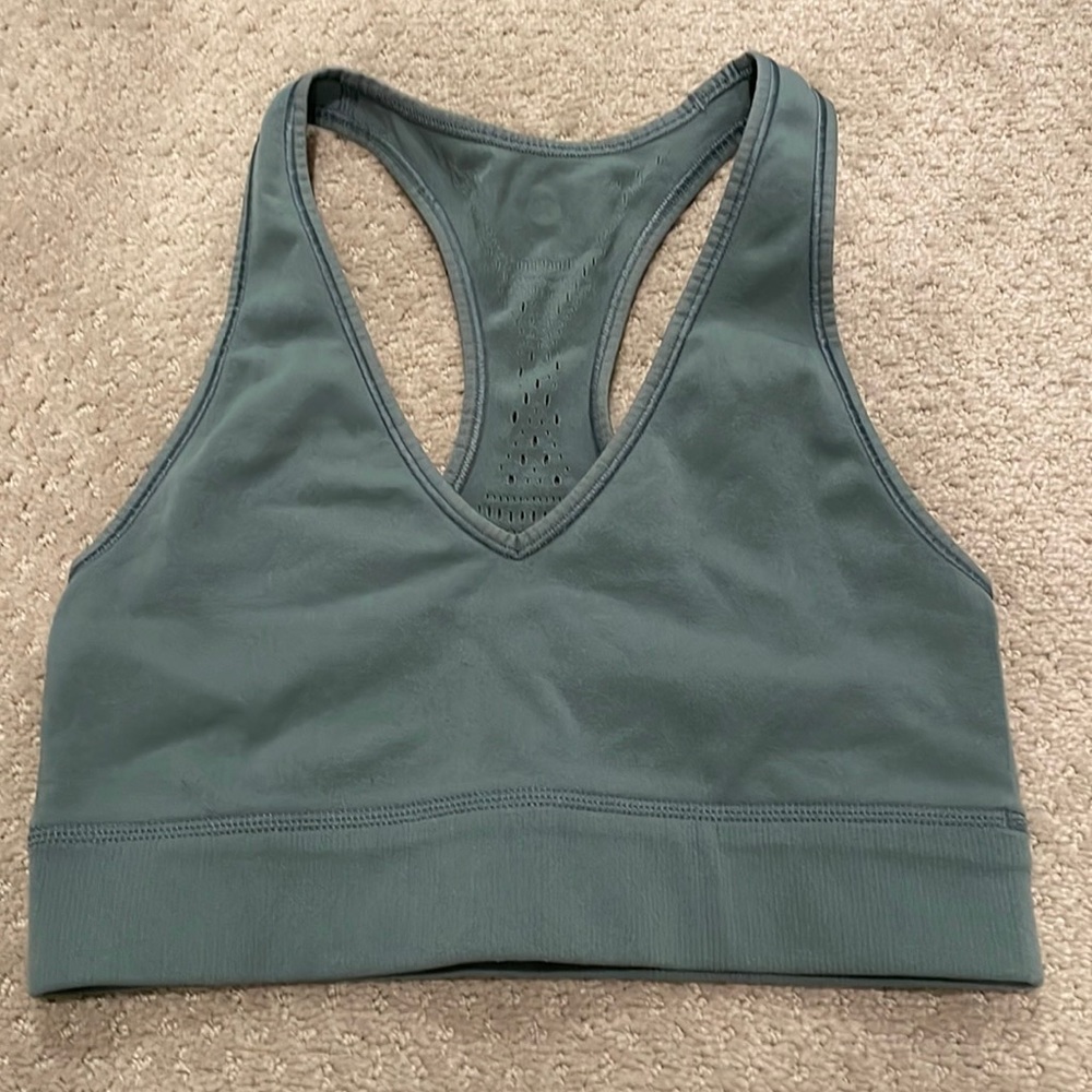 Lululemon bralette size 6